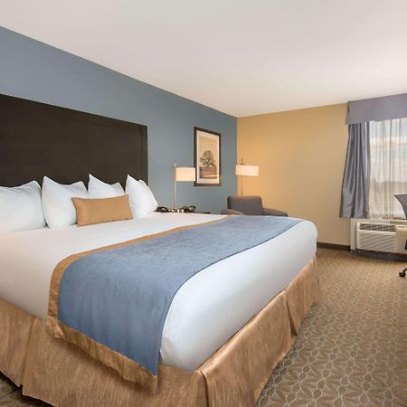 วินด์แฮม การ์เดน แทกซาร์แคนา Hotel Texarkana ภายนอก รูปภาพ