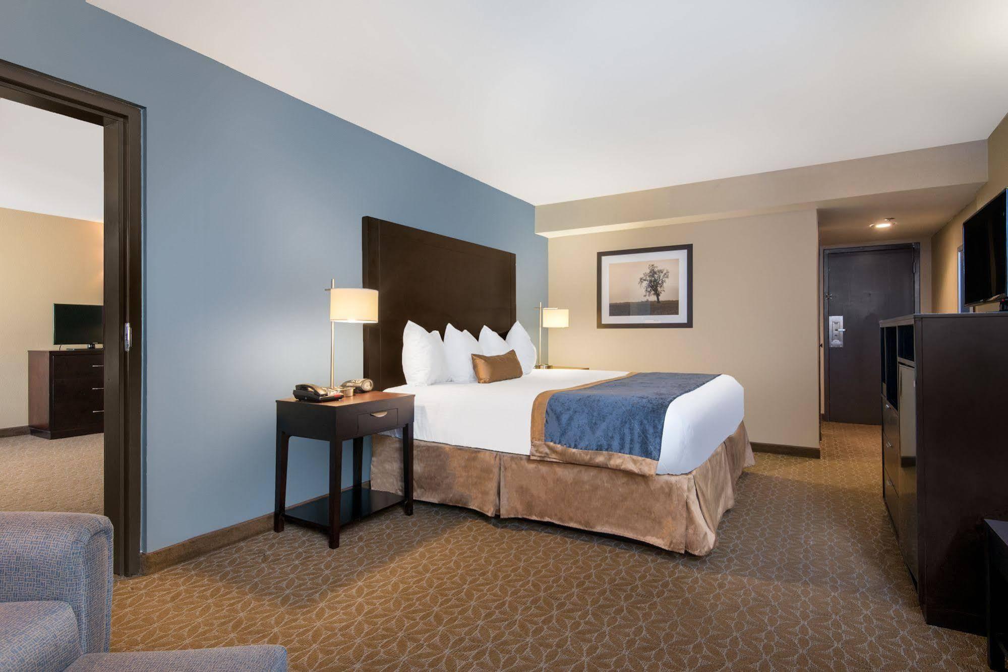 วินด์แฮม การ์เดน แทกซาร์แคนา Hotel Texarkana ภายนอก รูปภาพ