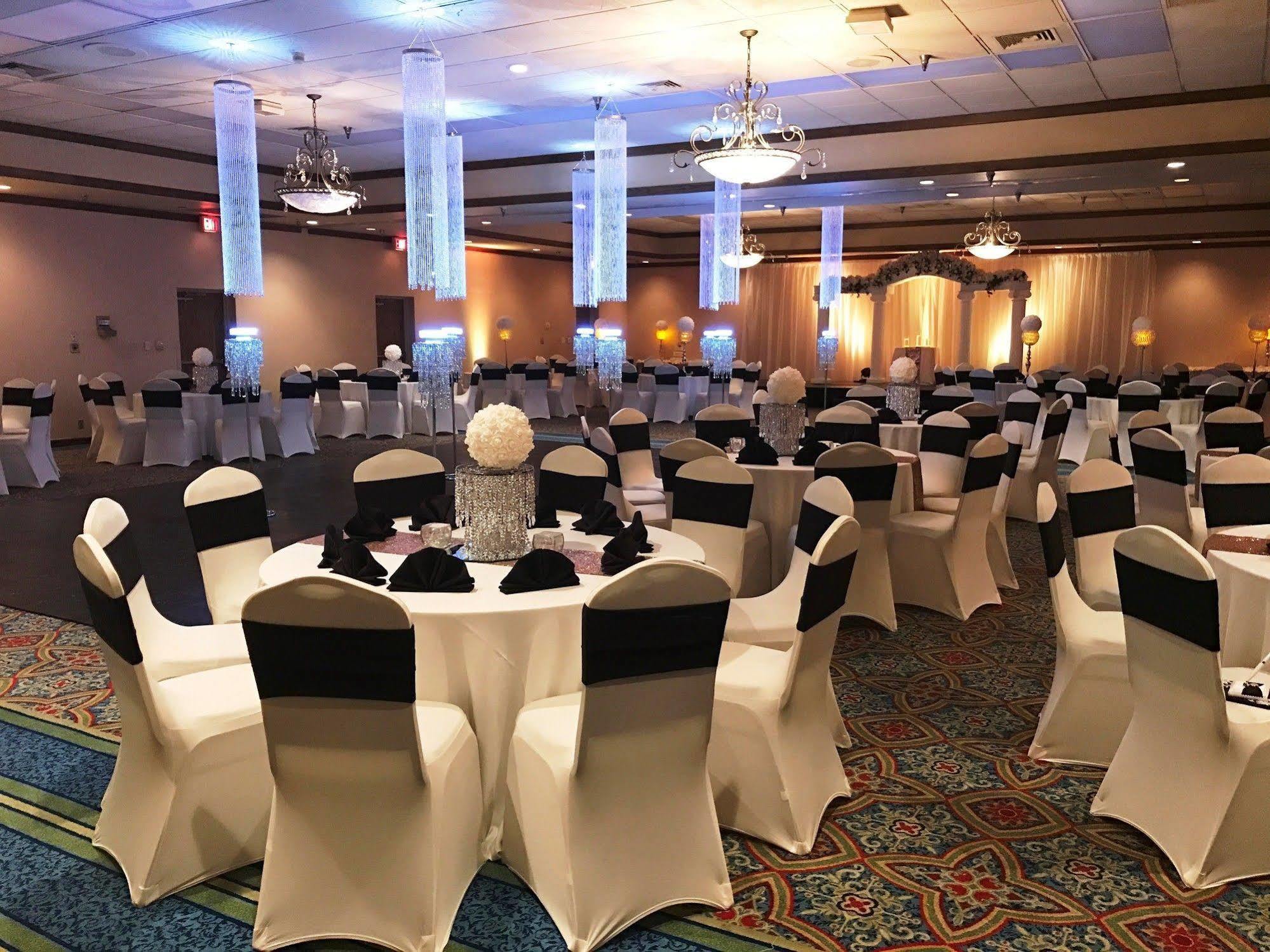 วินด์แฮม การ์เดน แทกซาร์แคนา Hotel Texarkana ภายนอก รูปภาพ